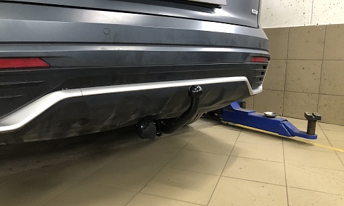 Установили фаркоп Baltex для Geely Monjaro 2021-2026 г. выпуска